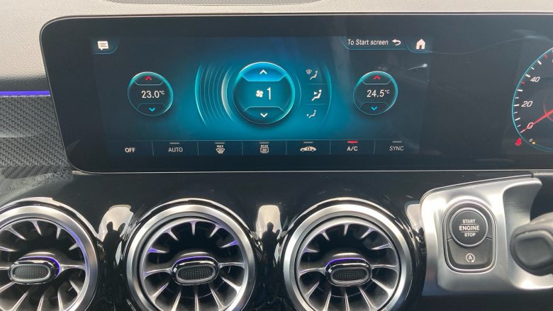 Mercedes-Benz GLB 200 AMG Line Premium 5dr 7G-Tronic Petrol Estate